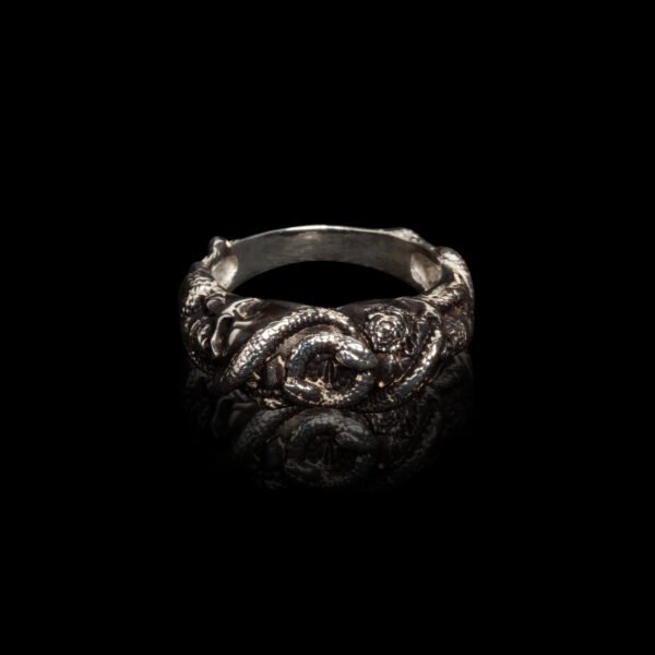 Venomous Fate Ox (2) Venomous Fate